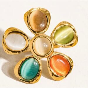 Stephane 18K Non-Tarnish Vintage Stone Floral Ring